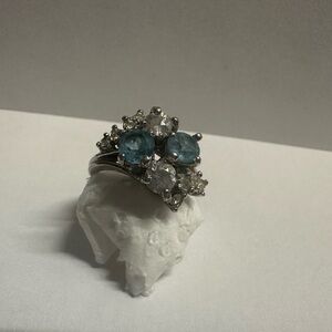 Elegant Silver and Blue Gemstone Ring
